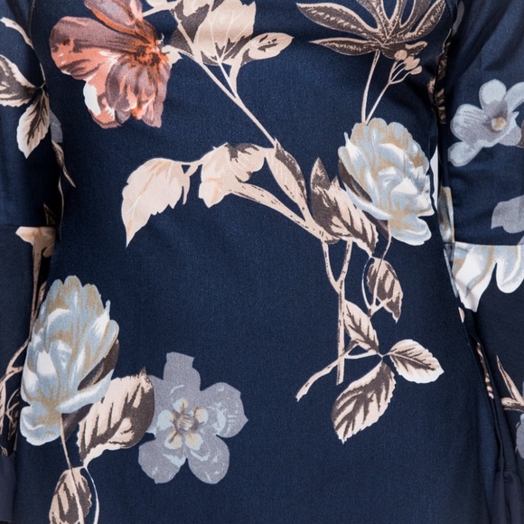 Floral Flare Sleeve Shift Dress - Picture 5 of 8